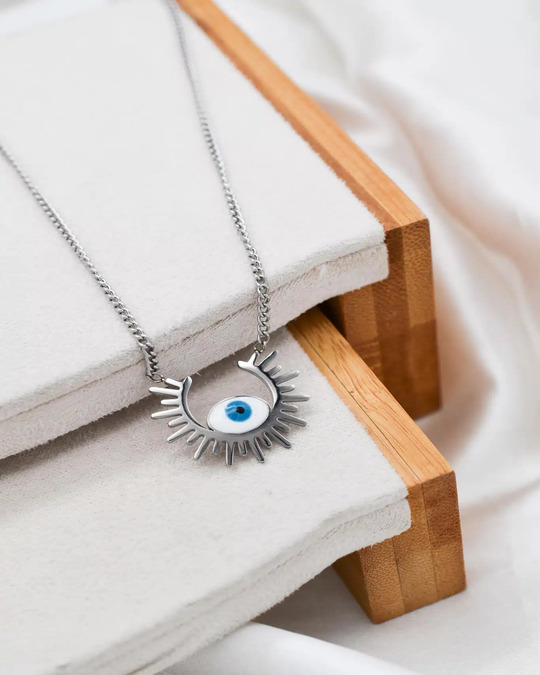 Silver Sunny Eye Necklace